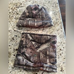 Camouflage Beanie and Neck Warmer Set